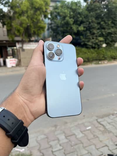 Apple iPhone 13 Pro