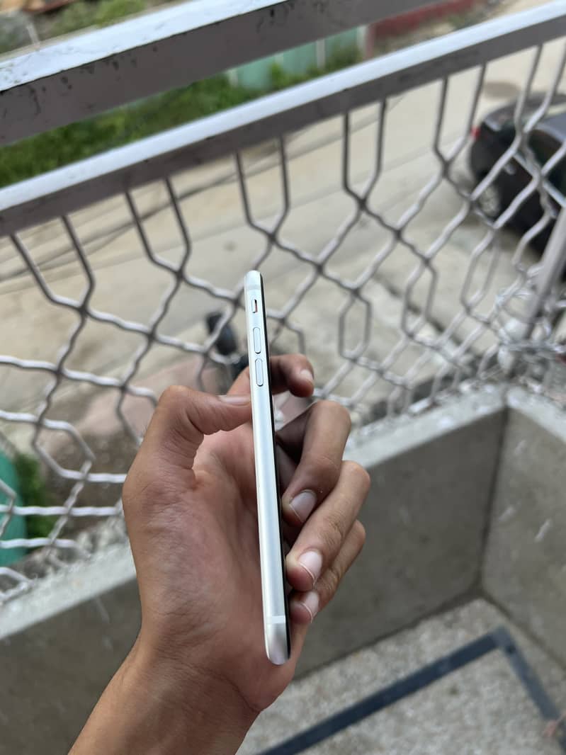 Apple iPhone SE 9