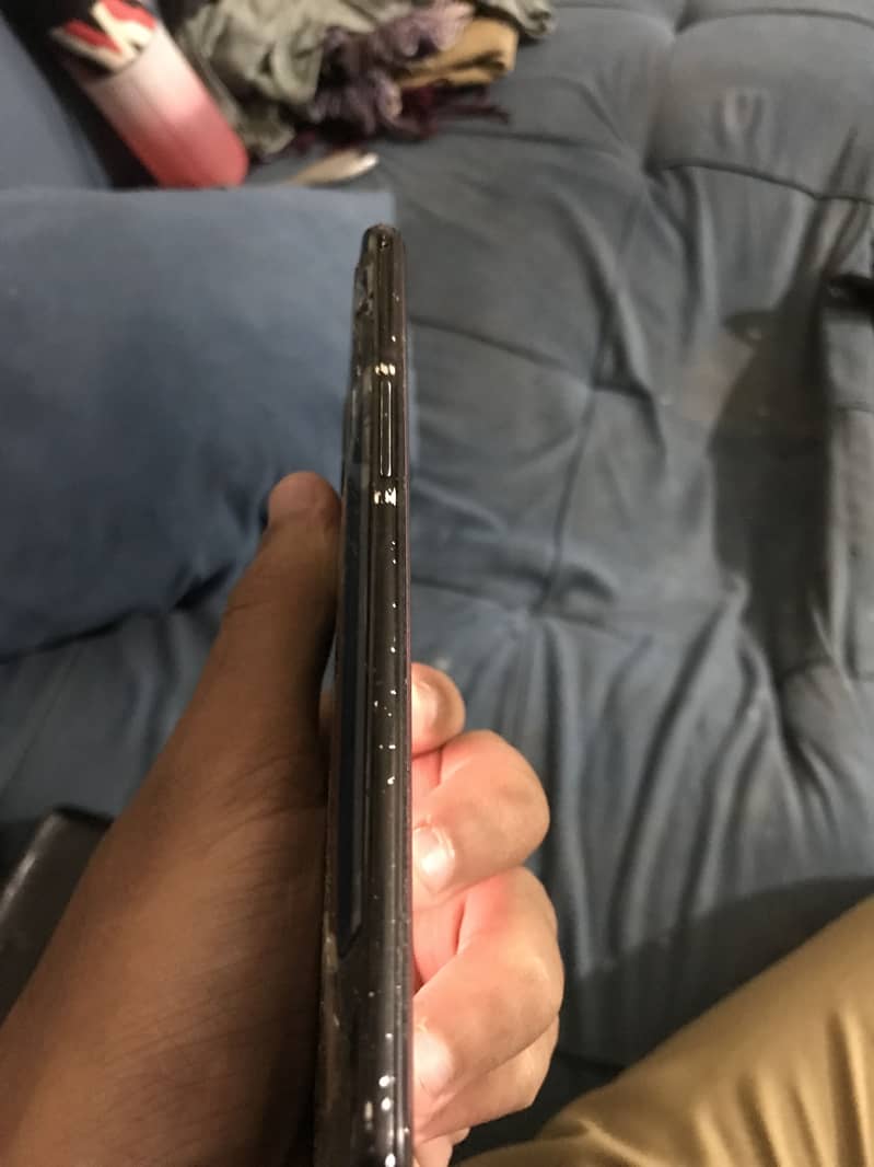 One Plus 6T 4