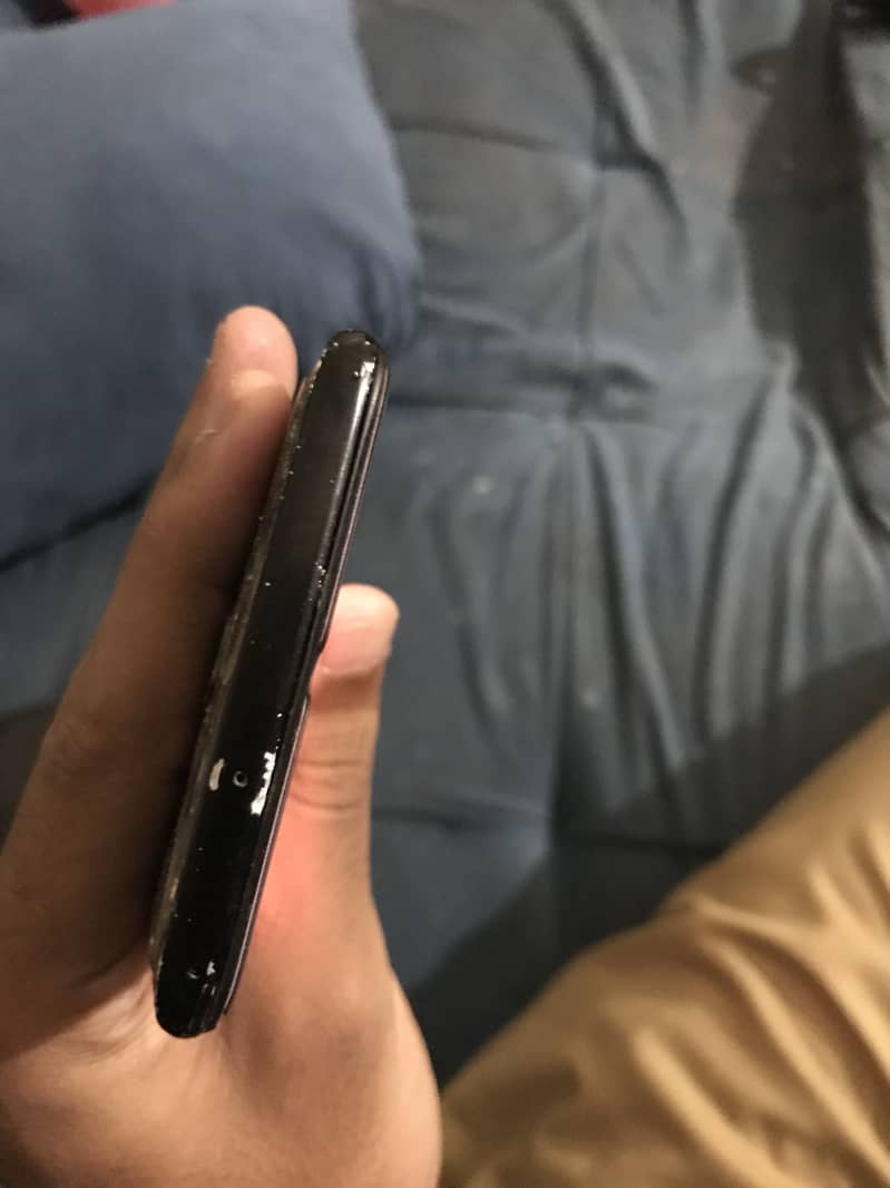 One Plus 6T 5