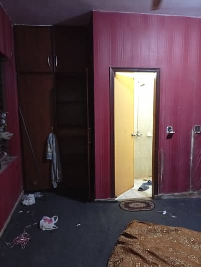1st Floor Flat Available For Rent 1bad Attached Bathroom TV Launch Kitchen