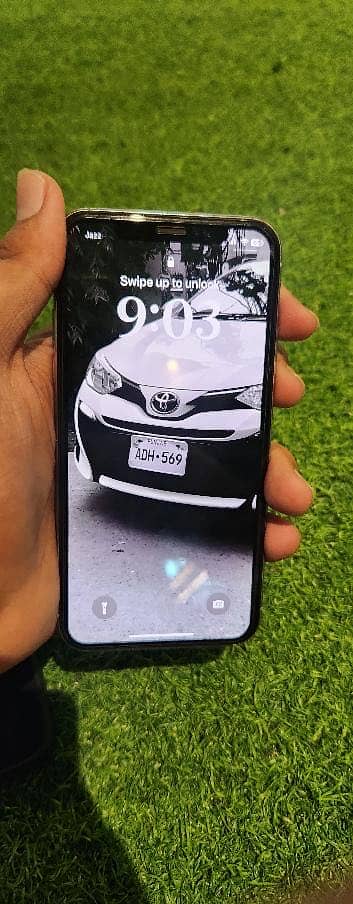 Apple iPhone X 3