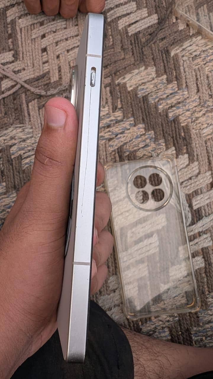 One Plus 13R 4