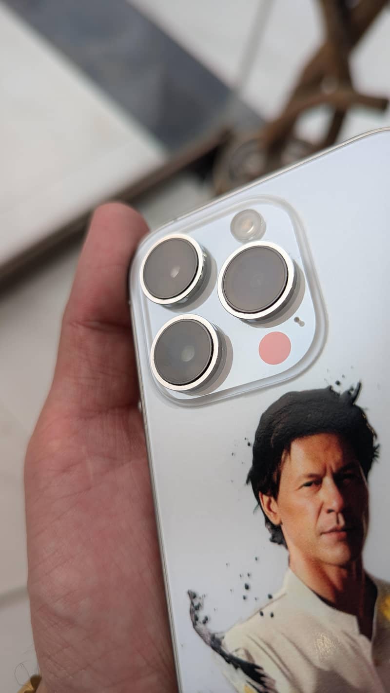 Apple iPhone 14 Pro 4