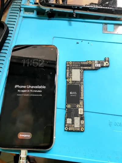 iPhone XR/XS/Max/11/12/13/14/15/16/17 Pro Max Logic Boards Available