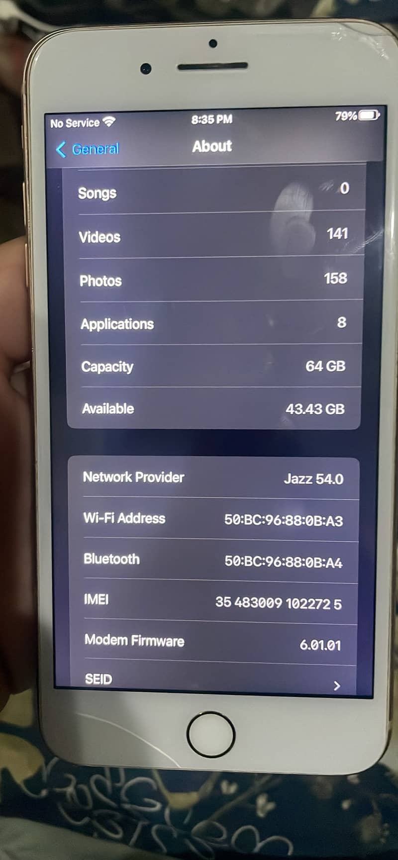 Apple iPhone 8 Plus 3