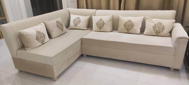 L Shaped Sofa - 6 Seater