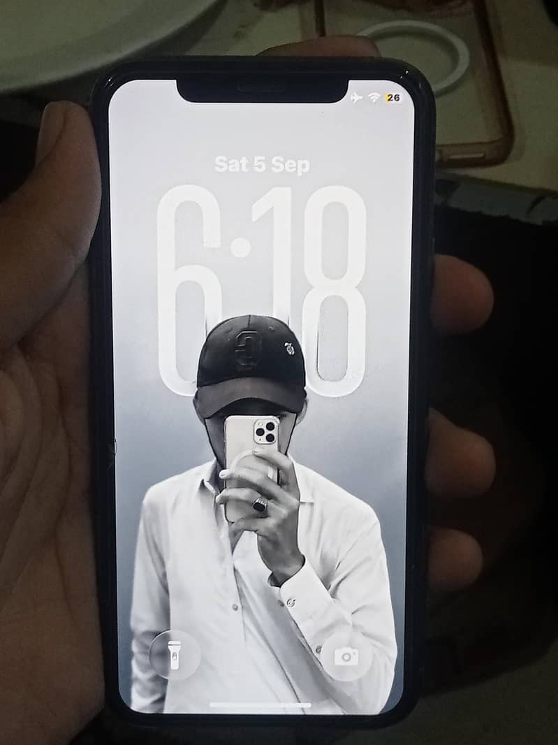 Apple iPhone 11 Pro 1