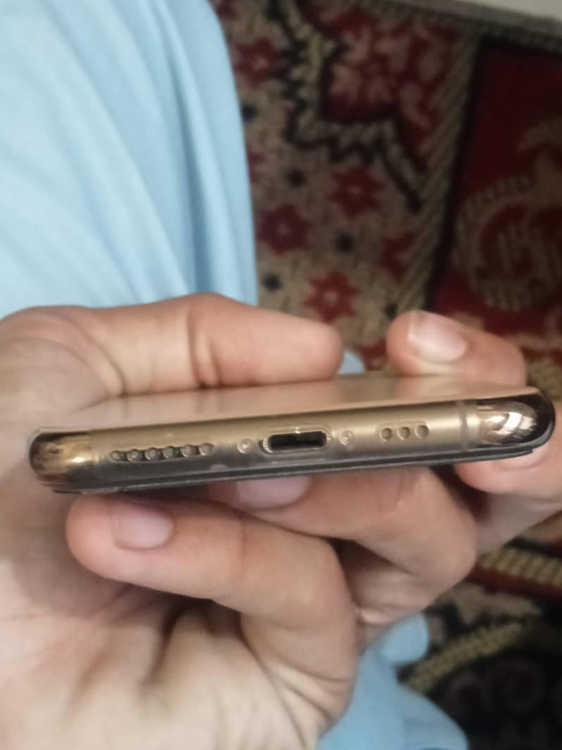 Apple iPhone 11 Pro 5
