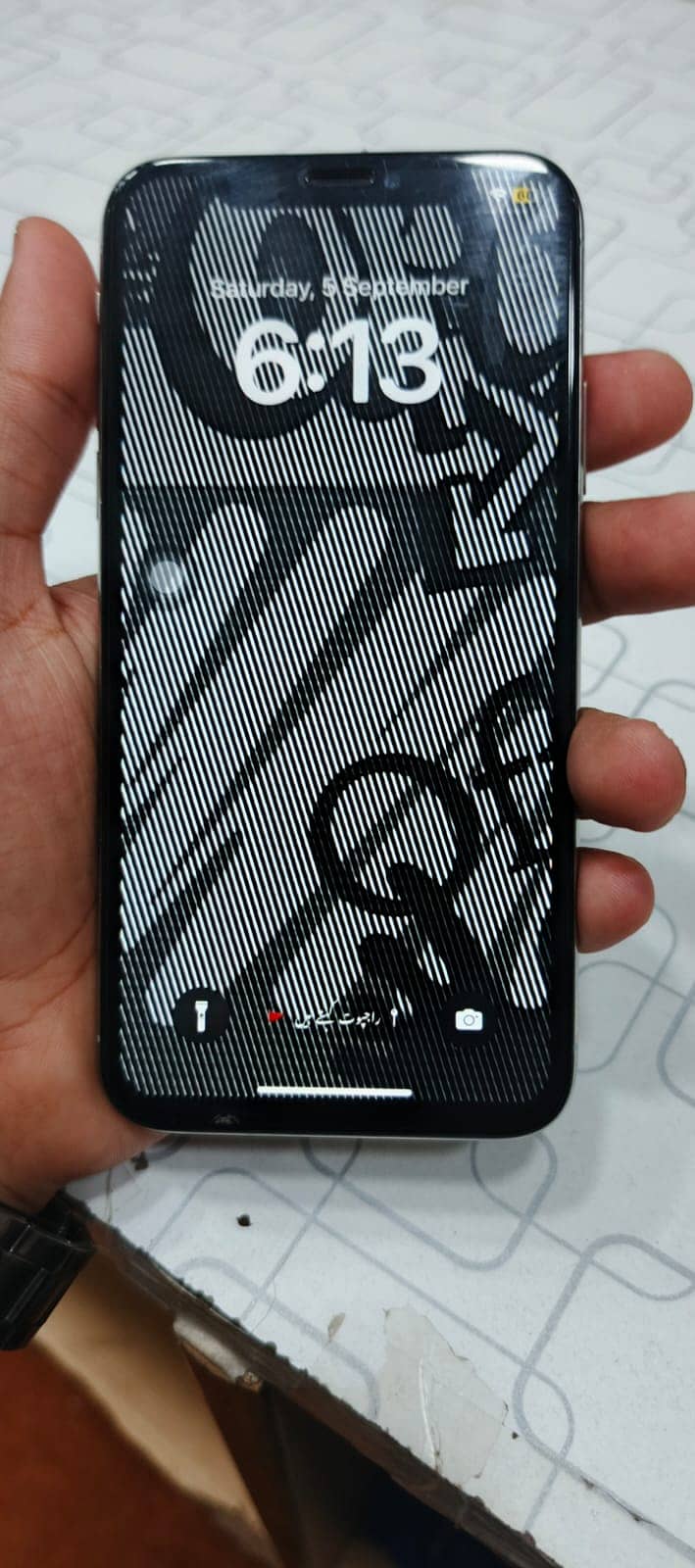 Apple iPhone X 5