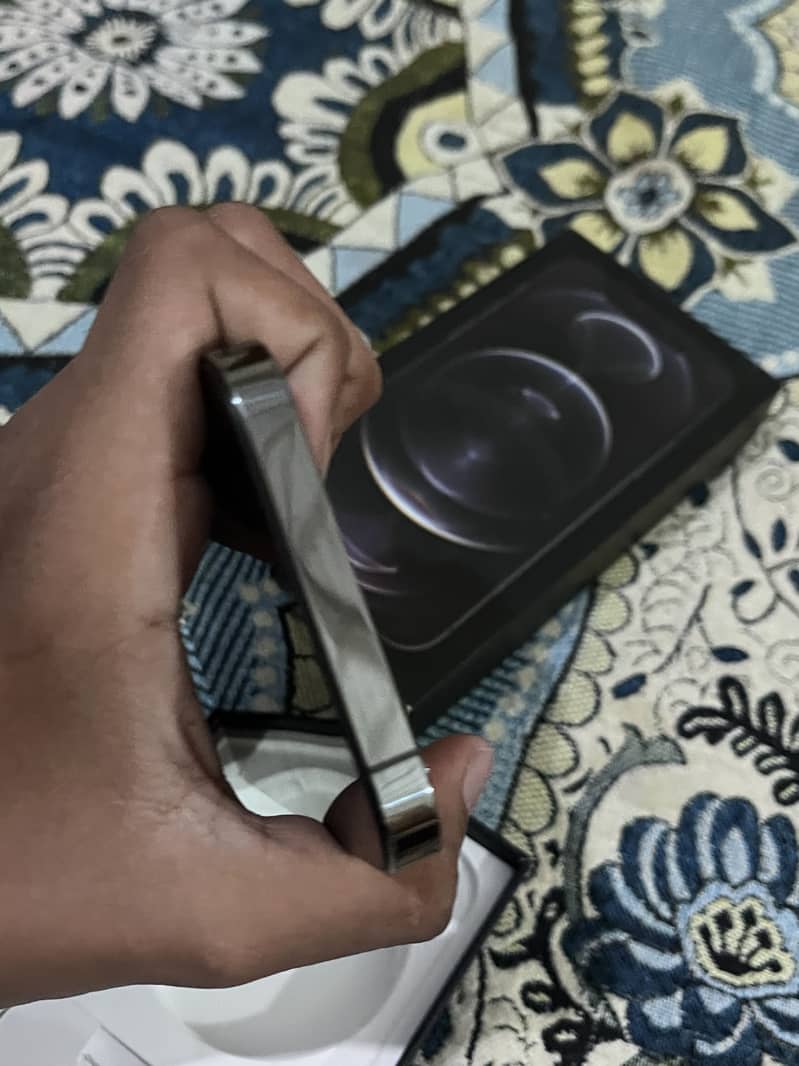 Apple iPhone 12 Pro 5