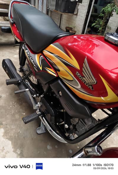 Honda prider brand new condition