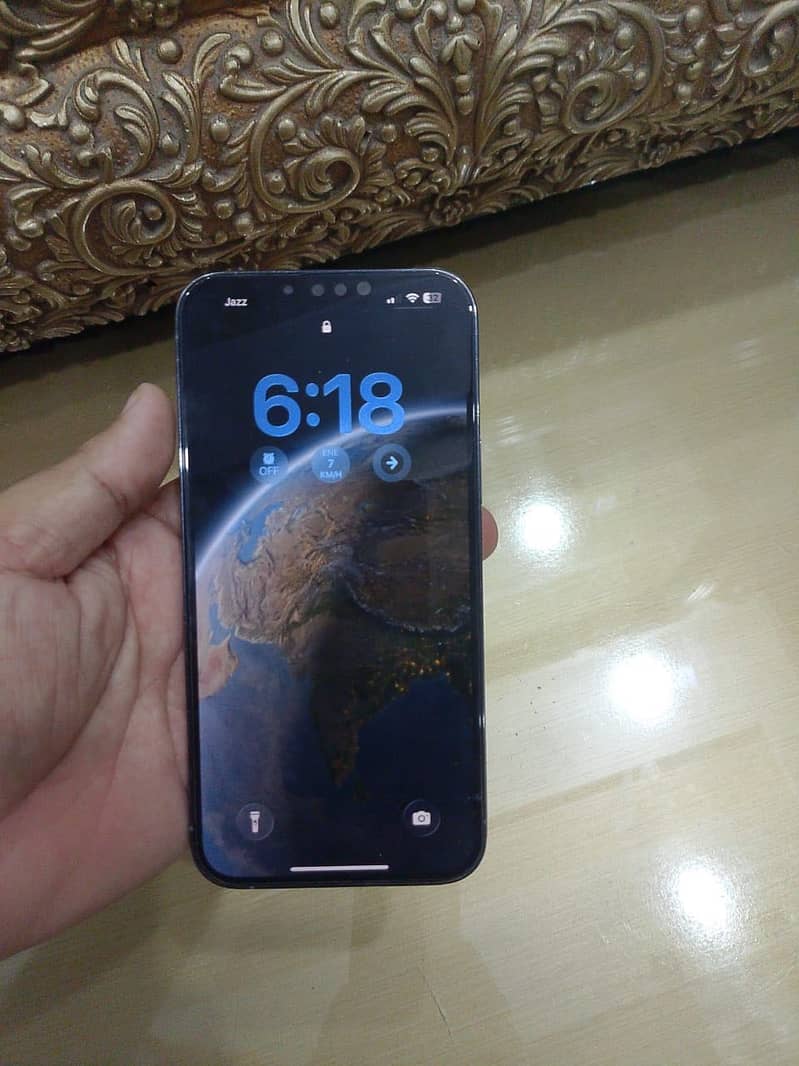 Apple iPhone 13 Pro Max 4