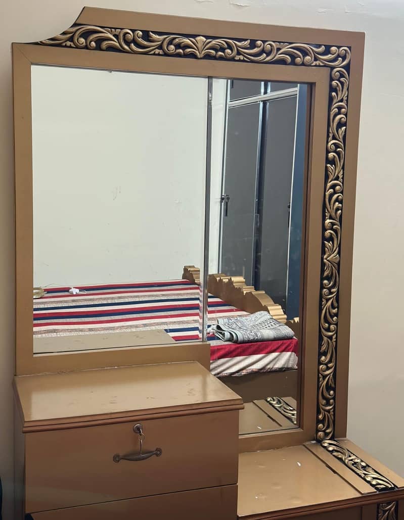 King Size Bed Set with Dressing Table & 2 Side Tables 1
