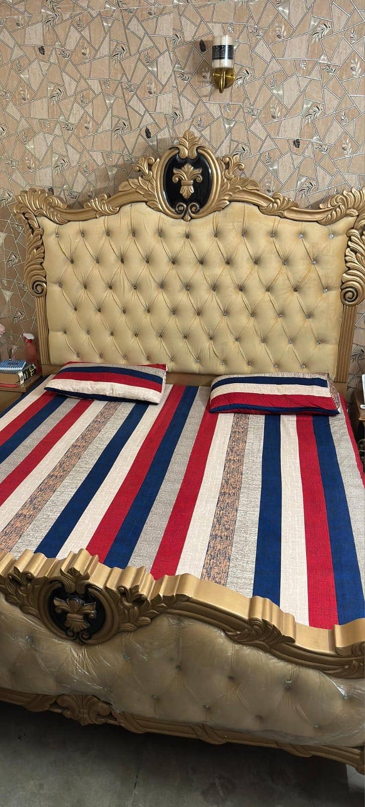 King Size Bed Set with Dressing Table & 2 Side Tables 3