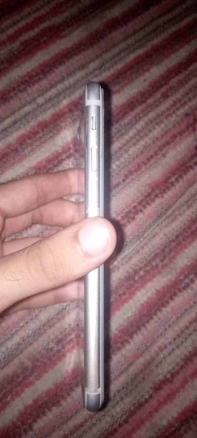Apple iPhone 7 1