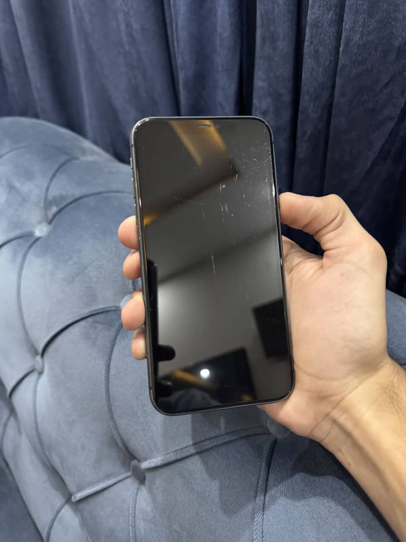 Apple iPhone 11 1