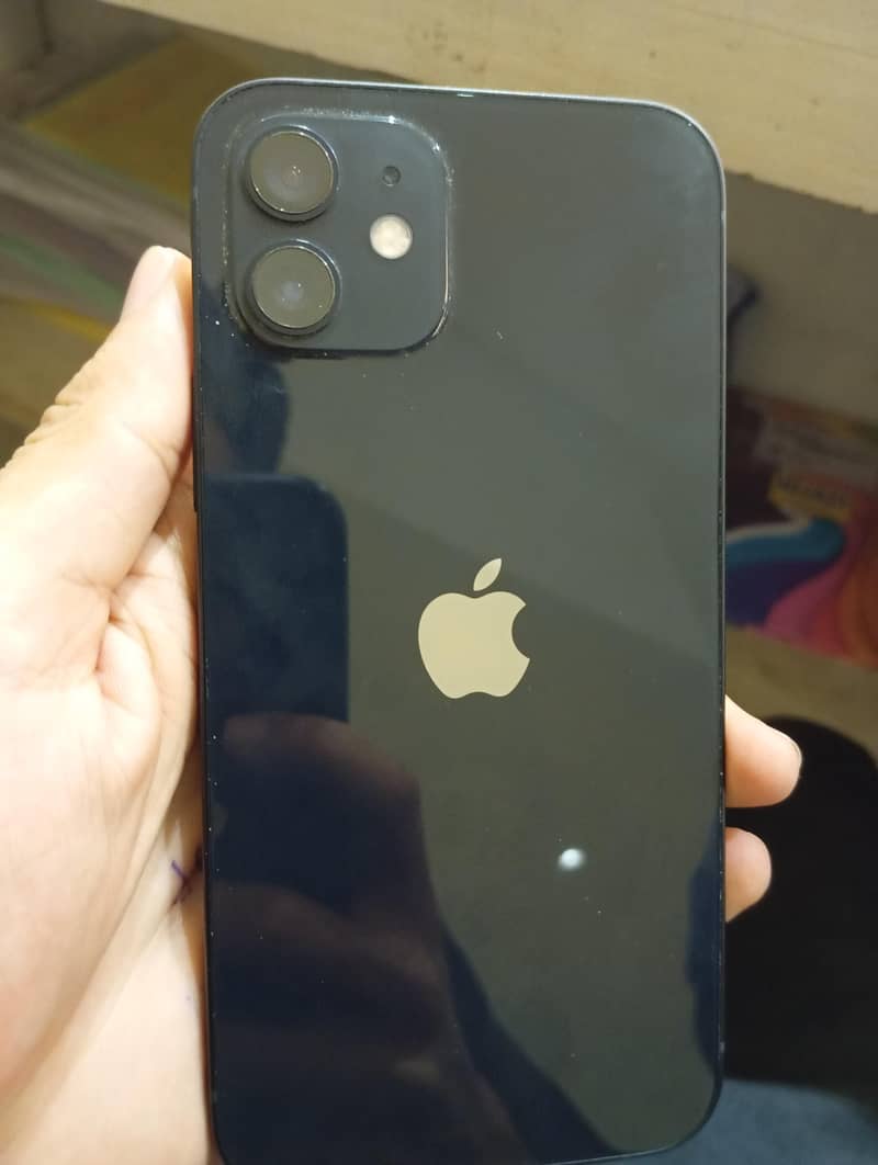 iPhone 12 0