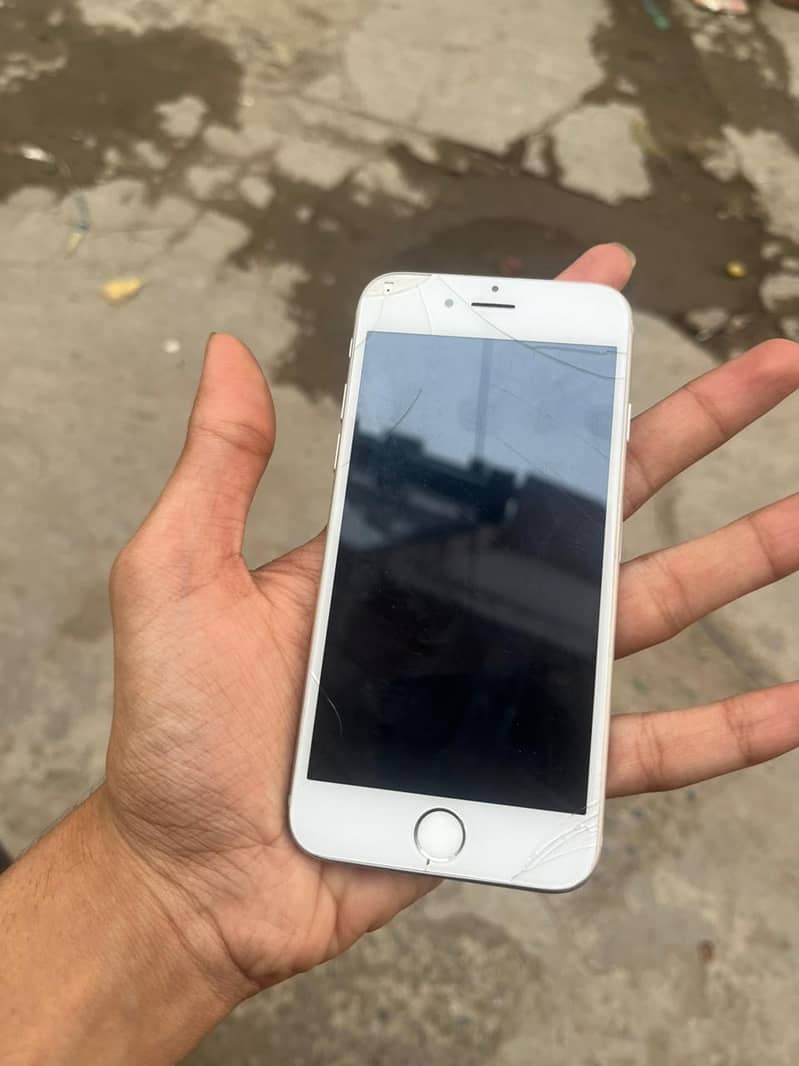 Apple iPhone 6 3