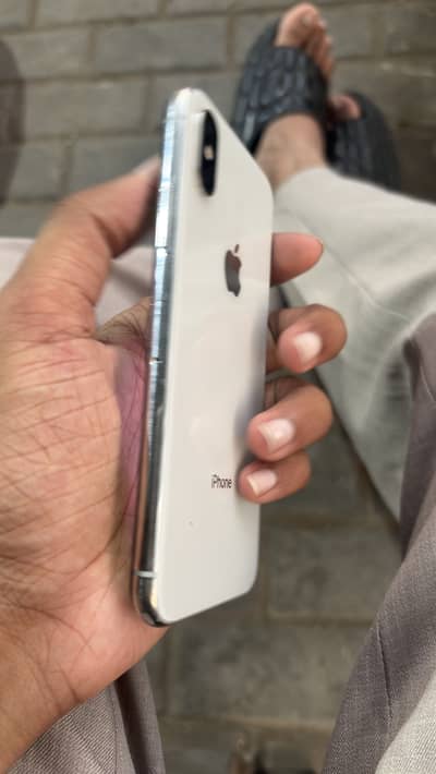 Apple iPhone XS