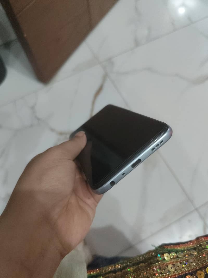 OPPO A54 0