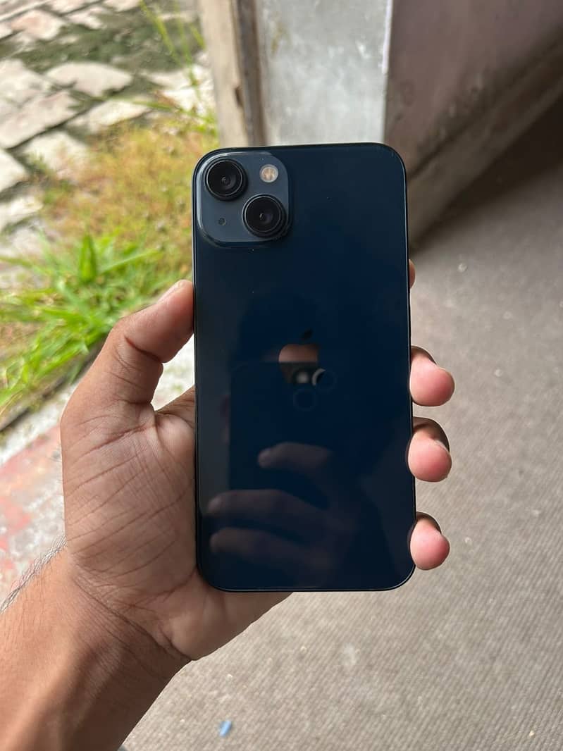 Apple iPhone 13 1