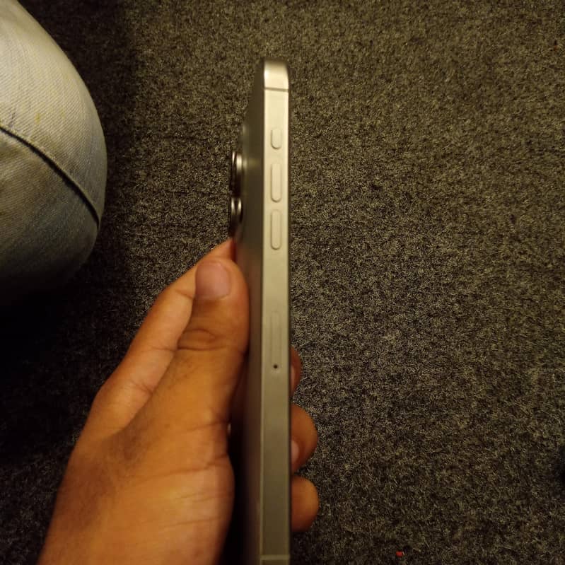 Iphone 15 pro mx 0