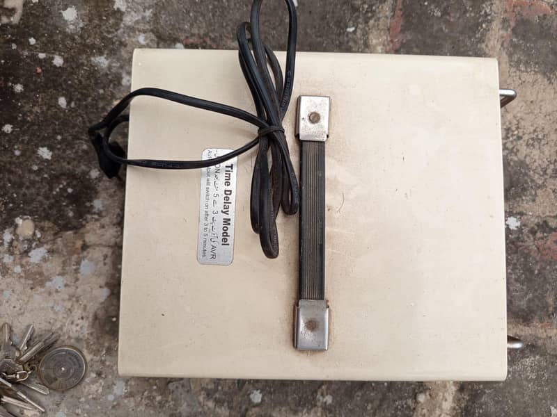 universal 1600W smart stabilizer automatic 2
