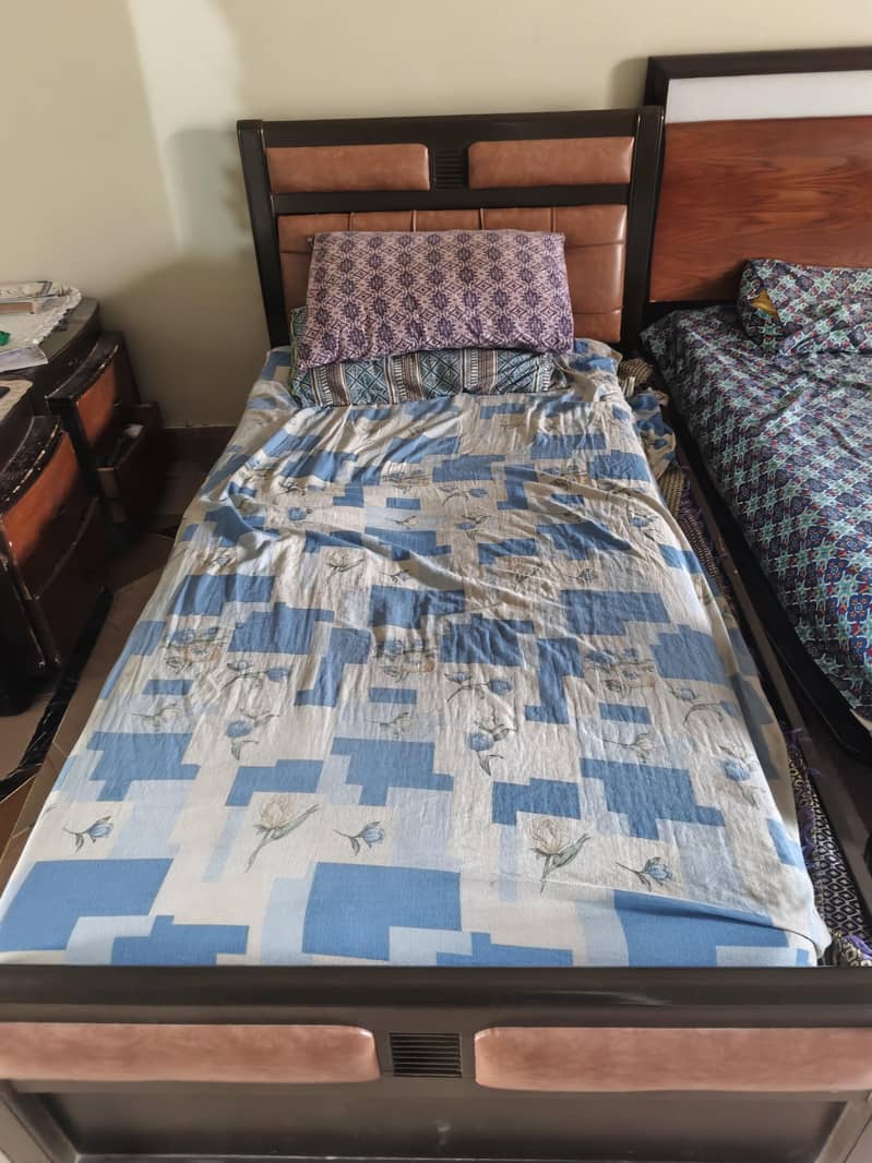 SINGLE BED 0