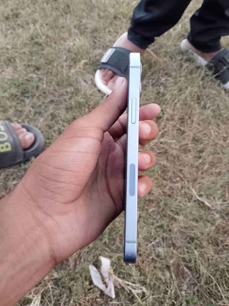 Apple iPhone 12 2