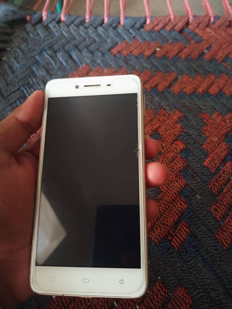 OPPO A37 1