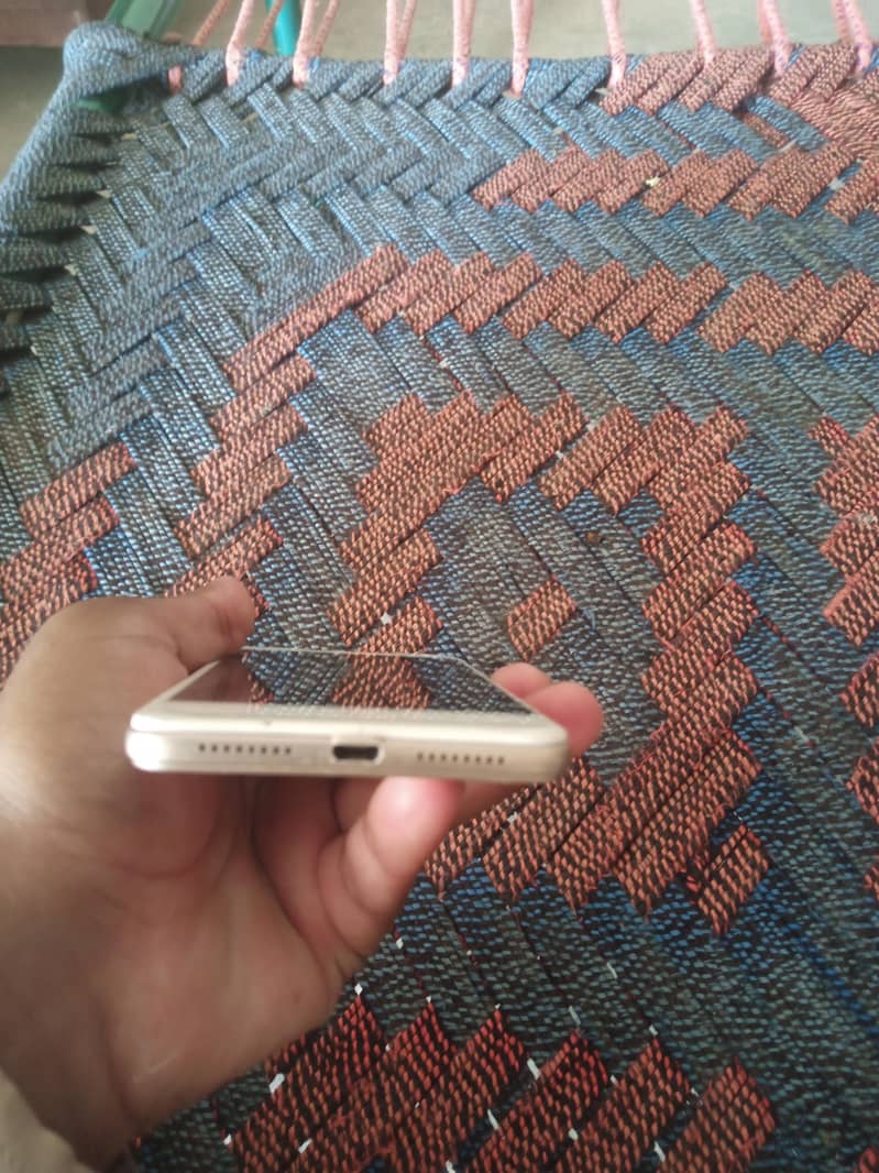 OPPO A37 3