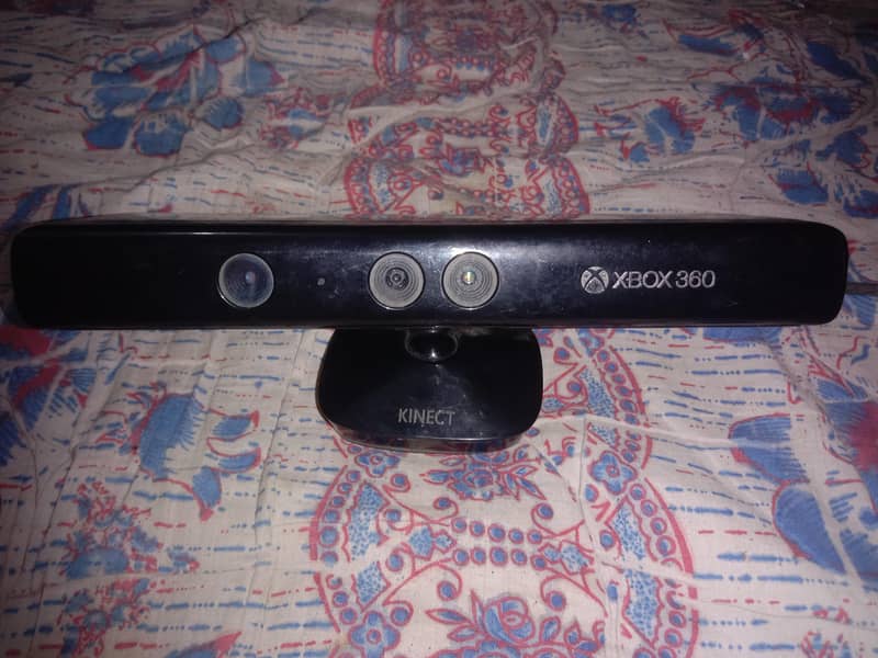 Xbox 360 Kinect 0