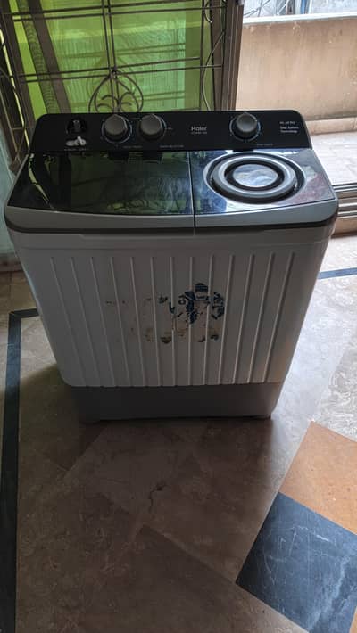 Haier washing Machine HTW80-186 Semi Automatic with dryer