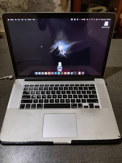 Macbook Pro 2015 Intel i7 16gb Ram 15 Inch