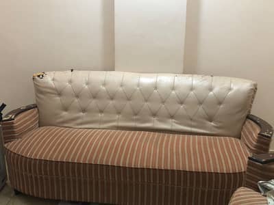 5 seater sofa set for urgent sale