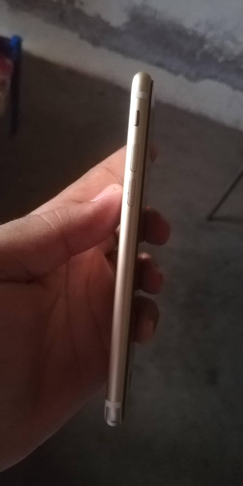 Apple iPhone 7 4