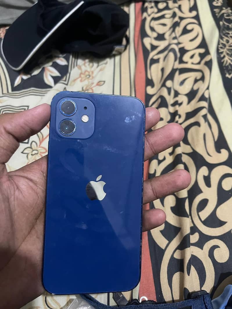 Apple iPhone 12 1
