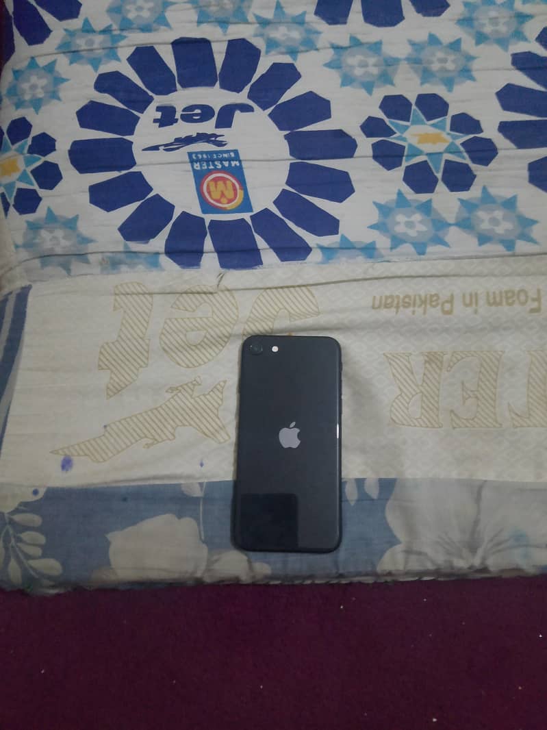 Apple iPhone SE 0