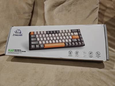 ZIYOULANG K68 Mechanical keyboard 2.4Ghz + Bluetooth Open Box like New