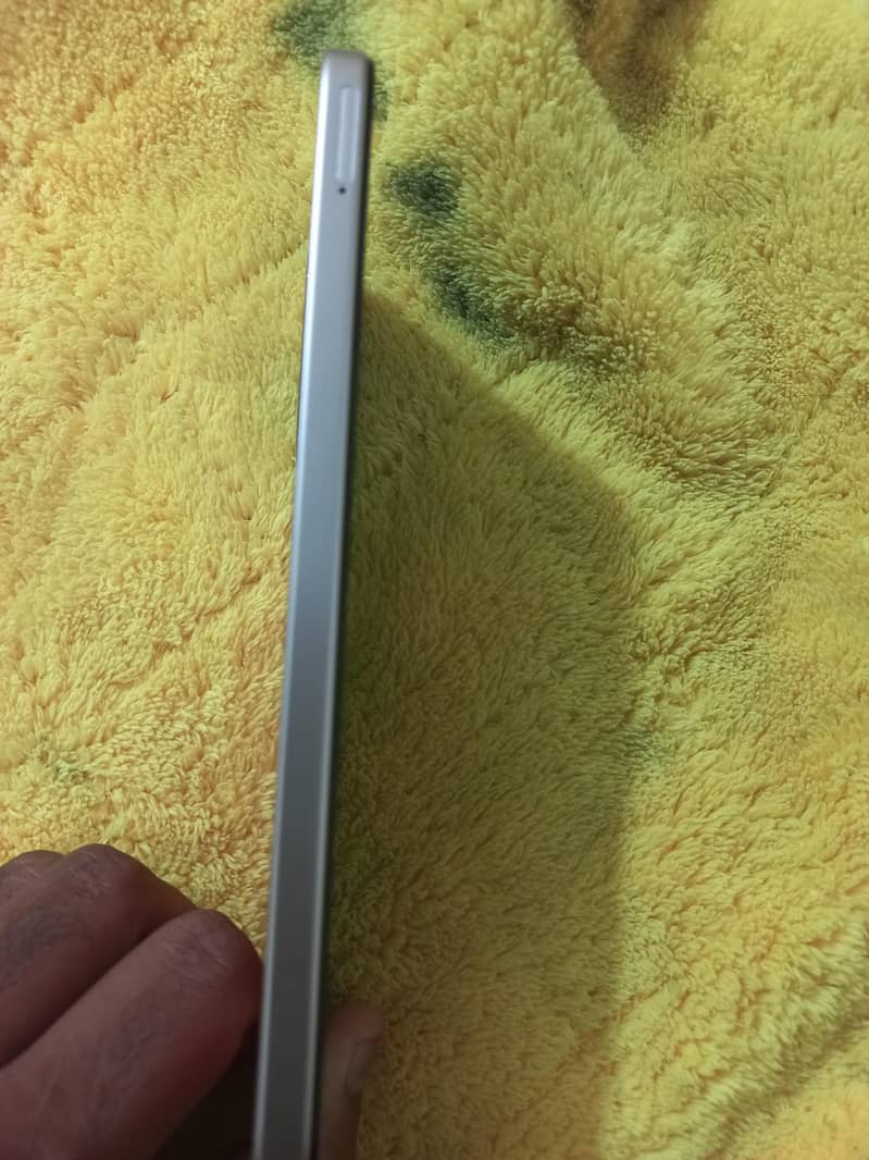 OPPO A7 pro 1