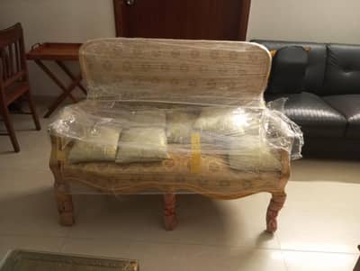 pre-owned house furniture