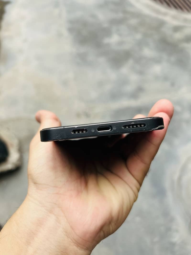 Apple iPhone 12 Pro Max 1