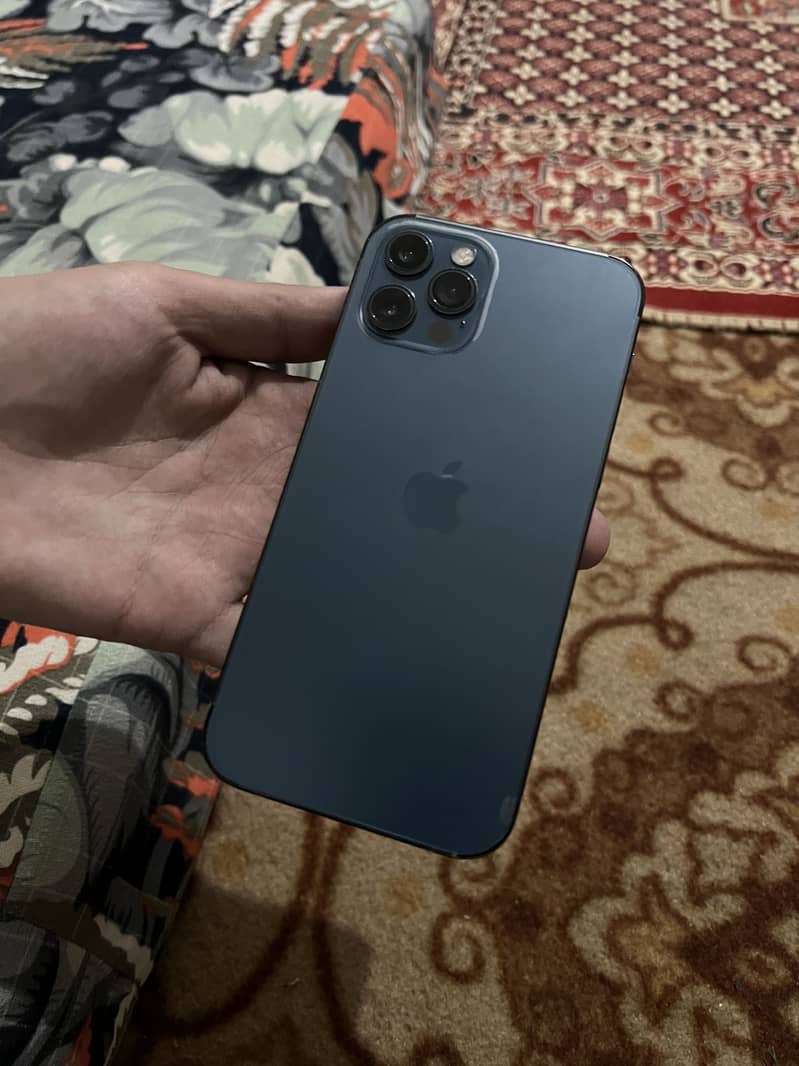 Apple iPhone 12 Pro 1