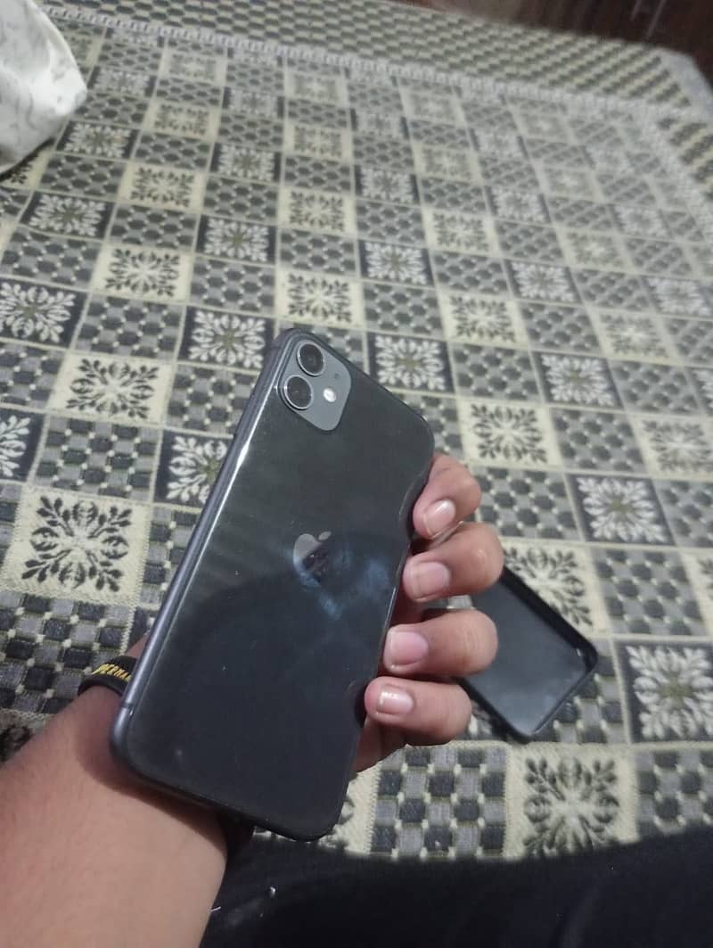 Apple iPhone 11 2