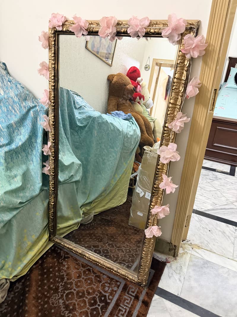 Mirror 0