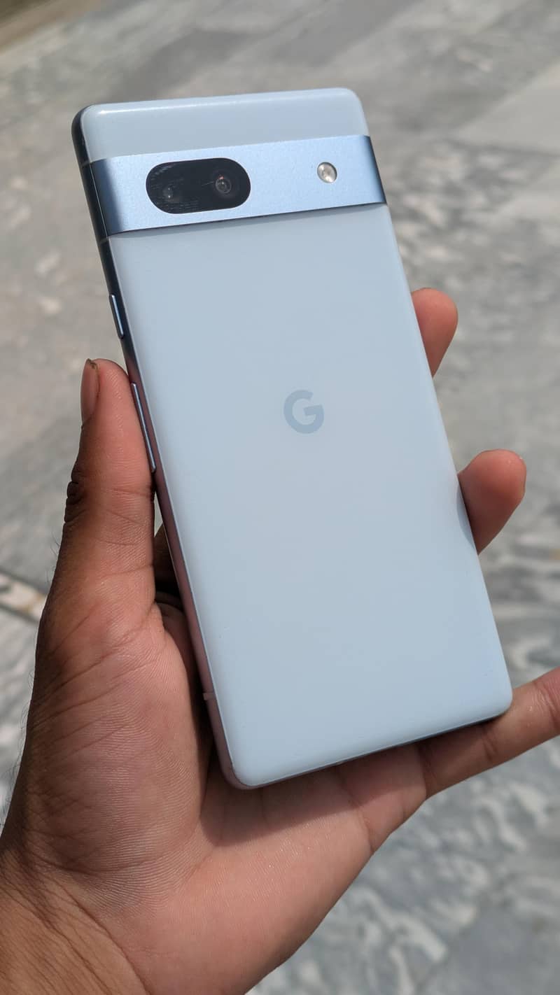 Google Pixel 7a 5