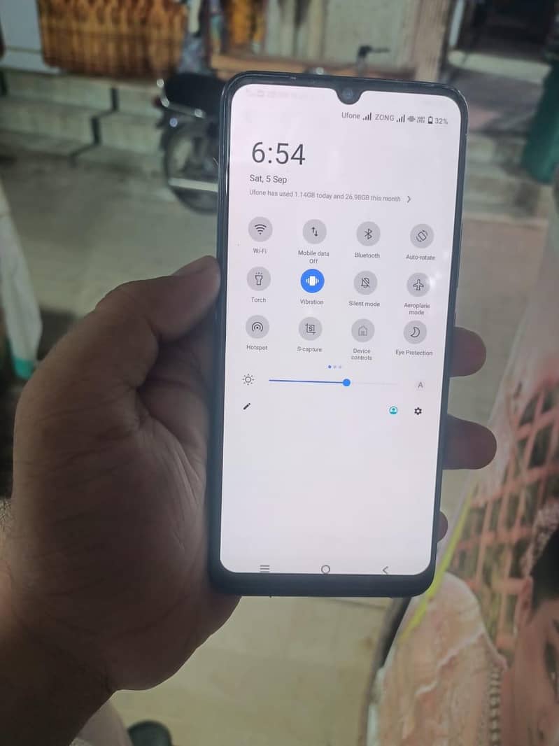 Vivo V21e 1