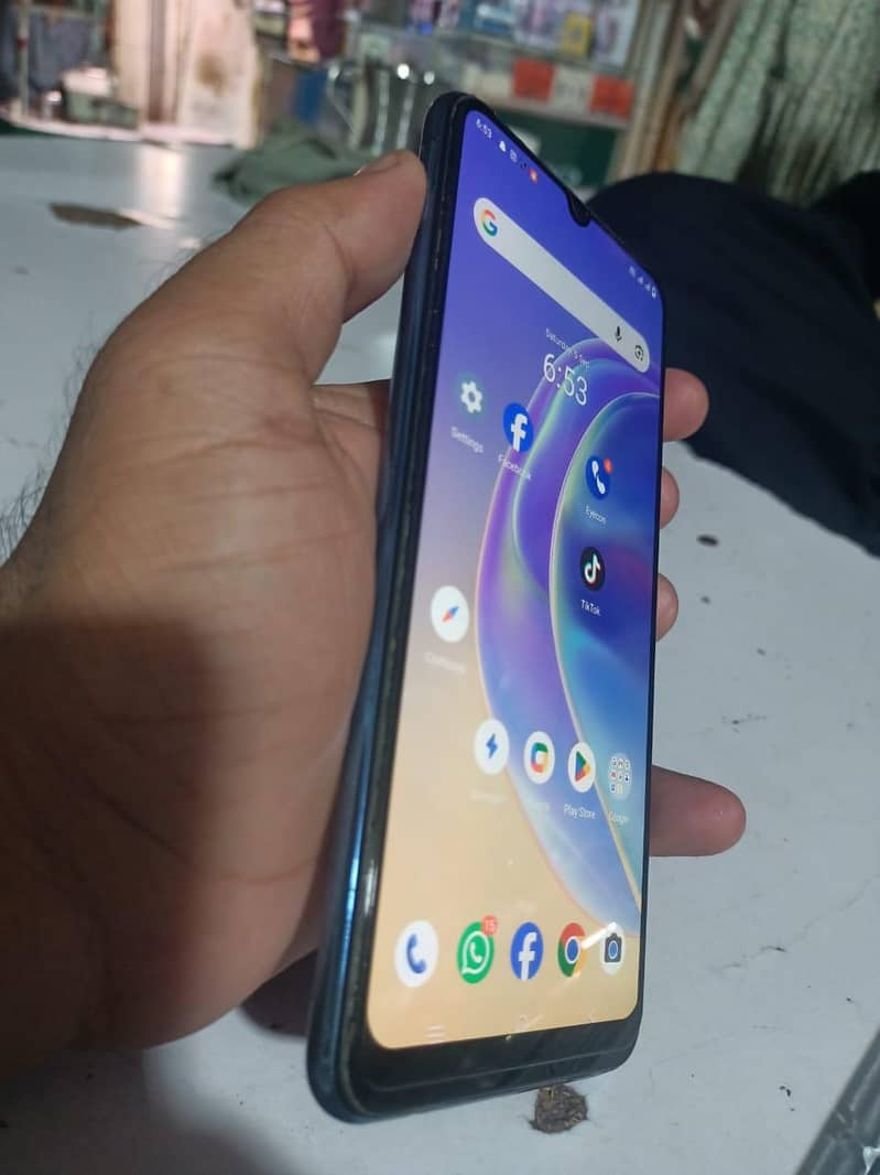 Vivo V21e 4