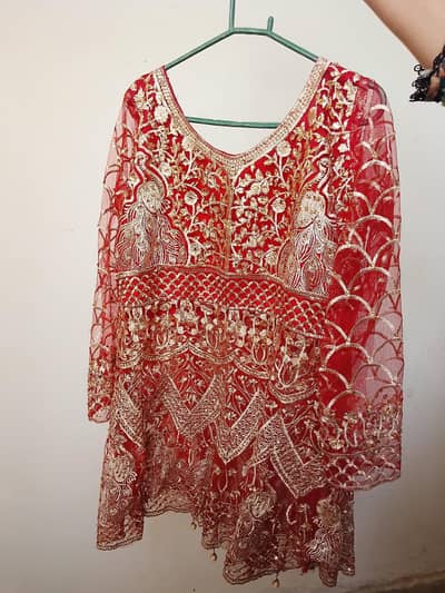 redhish mehroon colour